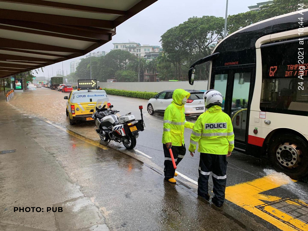 flash-floods-in-singapore